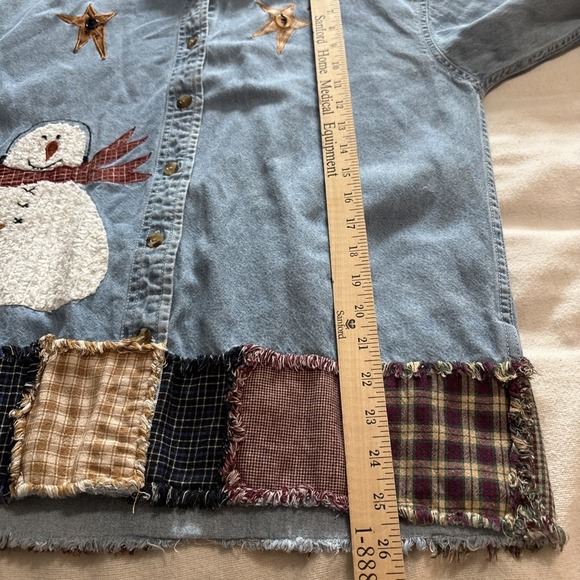 Vintage Button Down Denim Shirt Snowman Embroidered Patchwork Americana SzS - Picture 11 of 12